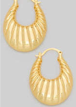 Load image into Gallery viewer, 18K Gold Dipped Textured Crescent Hoop Earrings
