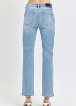 Load image into Gallery viewer, Risen Light Wash Straight Leg Jean
