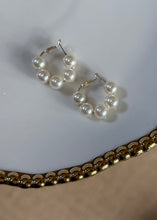 Load image into Gallery viewer, Small Pearl Hoop Earring
